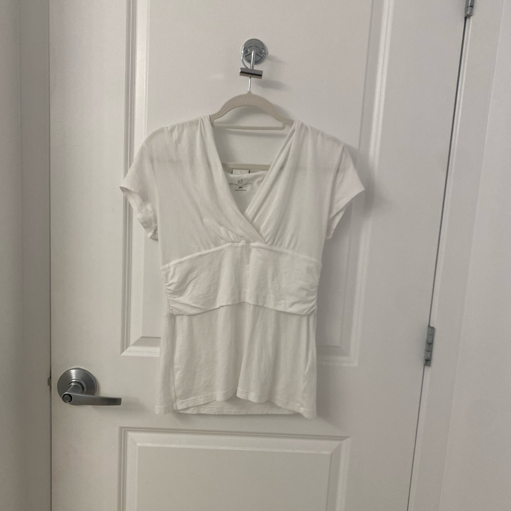 white shirt sleeve blouse